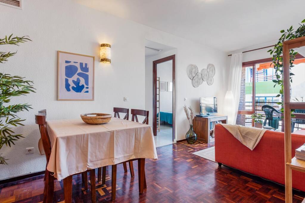 Central Beach Apartment With Free Parking And Pool Marbella Exterior photo